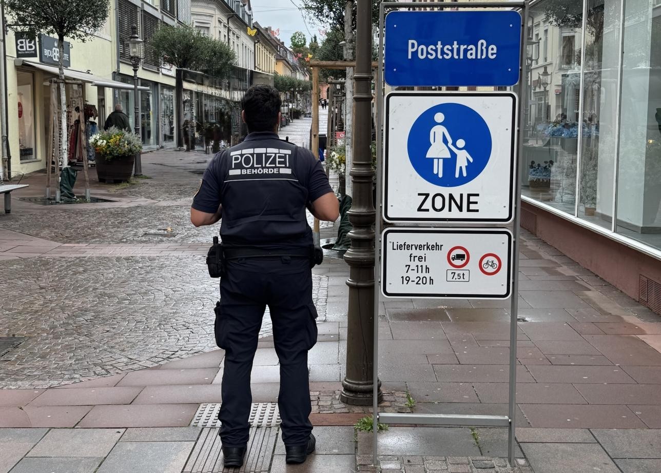 Bei einer Kontrollaktion im Fußgängerbereich hat die städtische Polizeibehörde insgesamt 130 Verstöße festgestellt. Foto: Stadt Rastatt/Dominic Erhardt Bei einer Kontrollaktion im Fußgängerbereich hat die städtische Polizeibehörde insgesamt 130 Verstöße festgestellt.